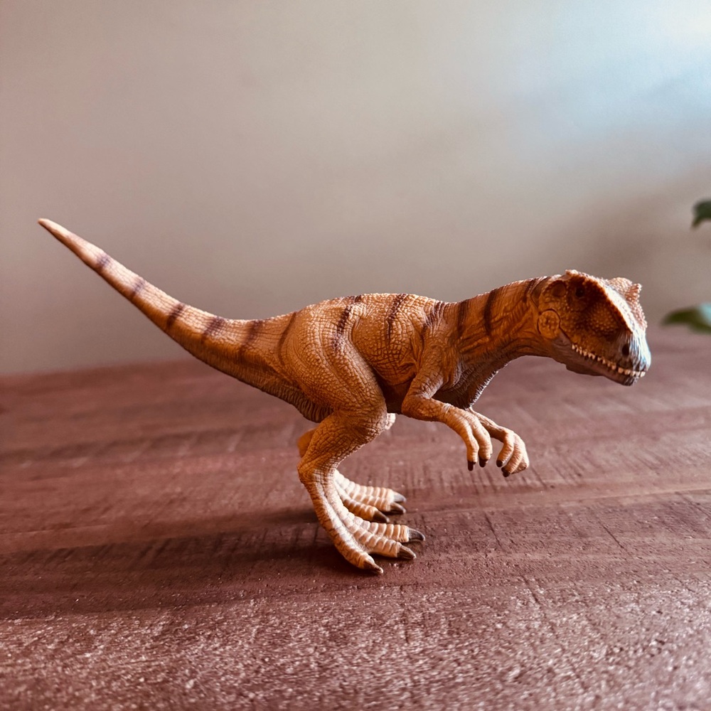 Schleich Allosaurus dinosaur